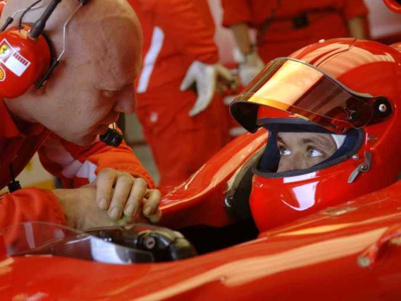 1227197279valentino rossi vyv ferrari... ot ferrari