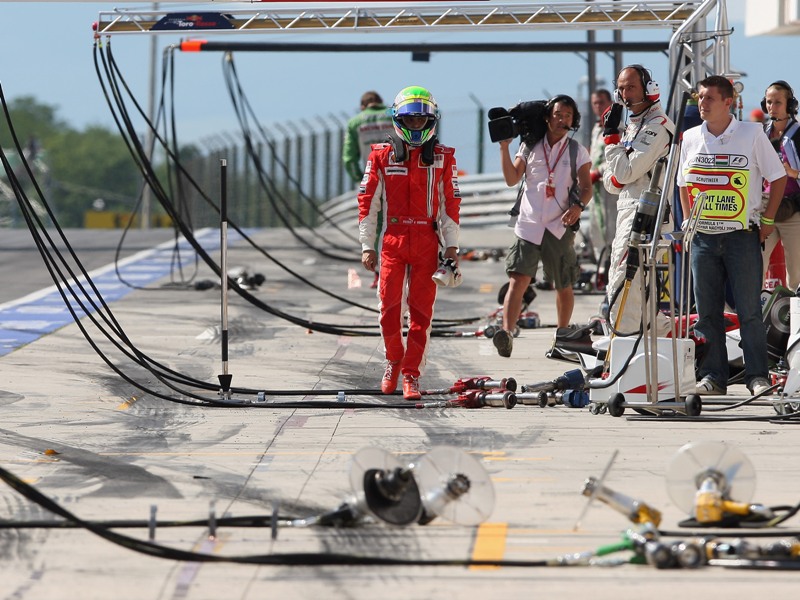 1218967274felipe massa hungary sunday race
