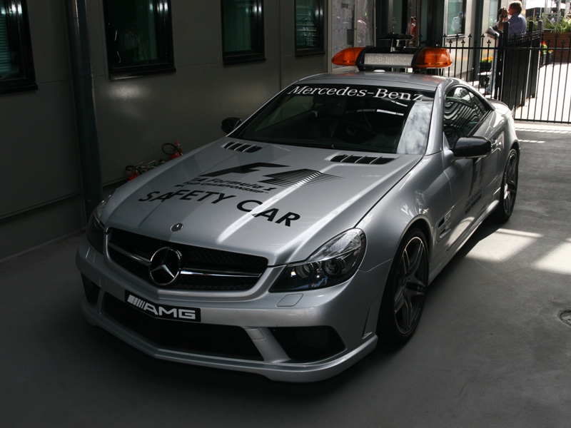 1221218116safety car