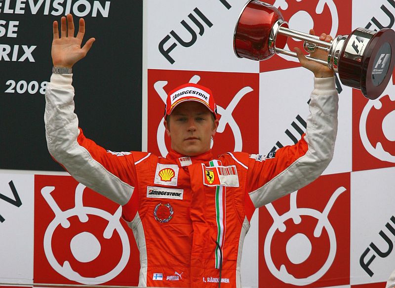 1223820781kimi_podium