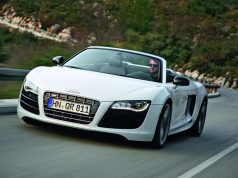 Ауди R8 Спайдър вече ще се предлага и с 4,2 FSI V8 двигател