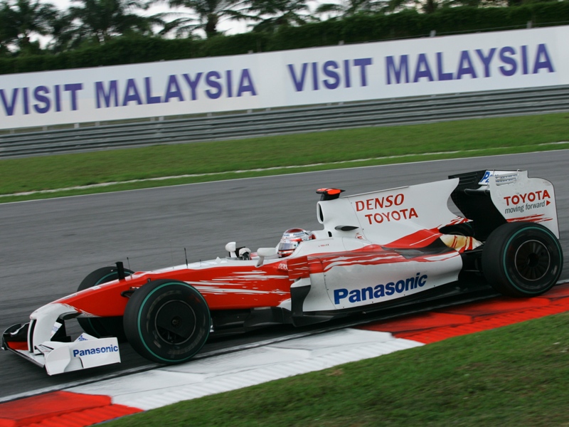 1257763829toyota malaysia 09