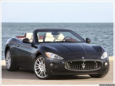 Представиха Maserati GranCabrio в България