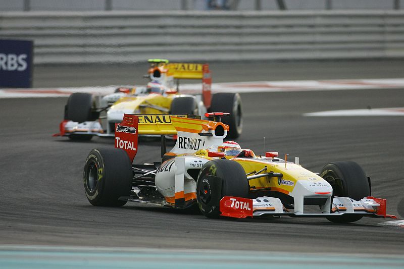 1257094766renault_ad