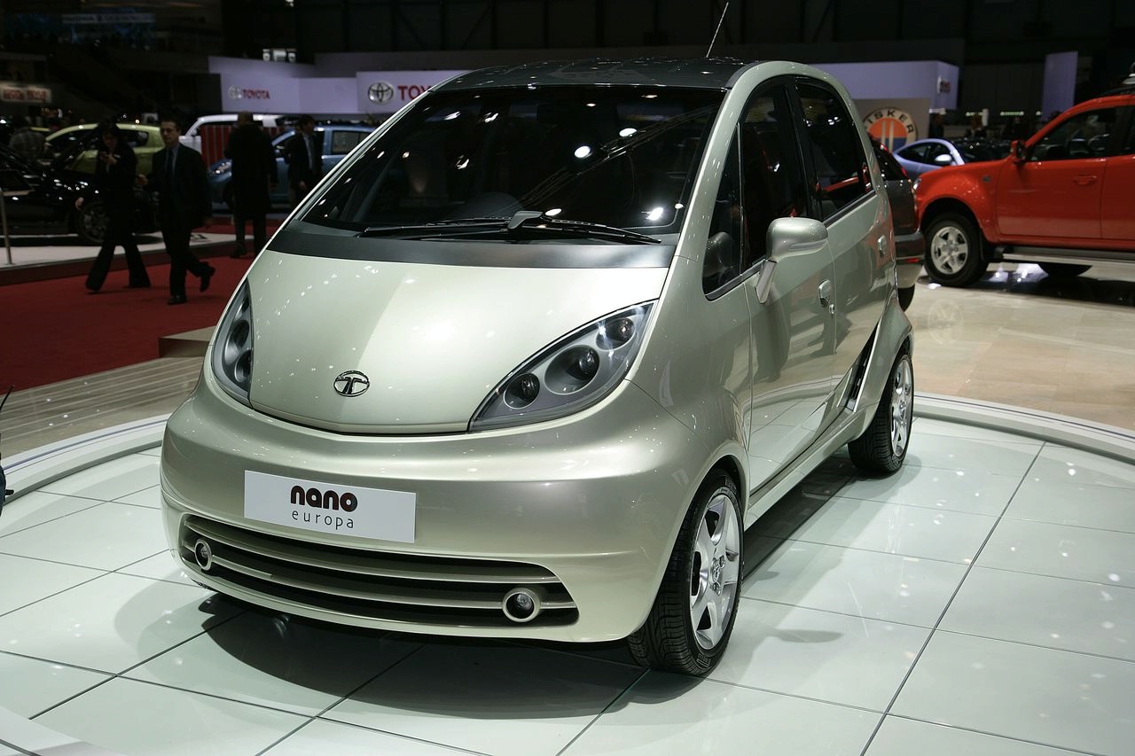 1236250632tata-nano-europa-at-geneva-2009_1