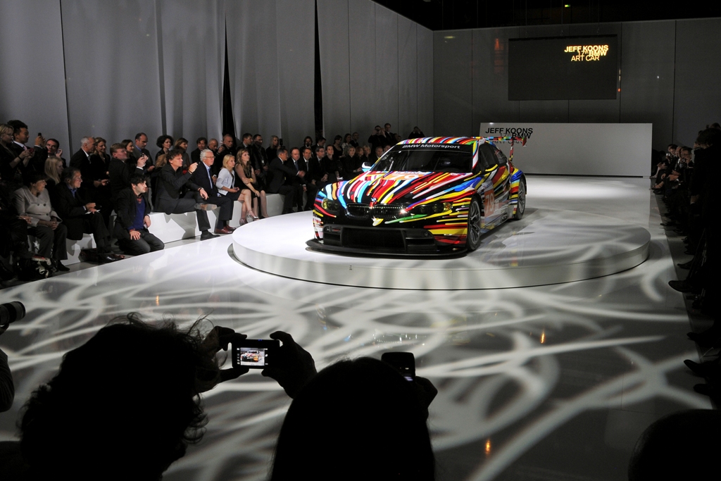 1275655687JeffCoons_BMW_ArtCar_6