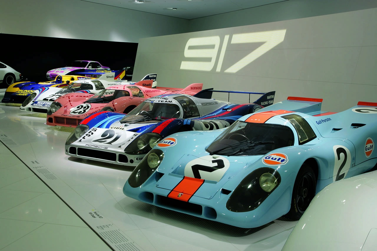 1246660070new-porsche-museum_58