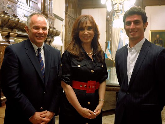 1266579422jose maria lopez i peter windsor dogovor ot usf1