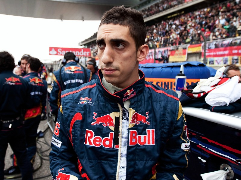 1271754378sebastien buemi 2010 ot red bull