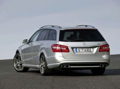 Сузи Стодарт тества Мерцедес Е 63 AMG комби