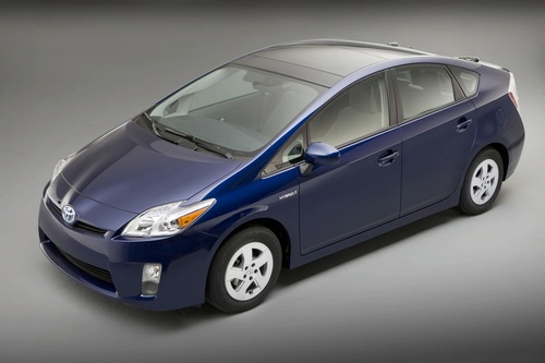 12657533672010-toyota-prius_16