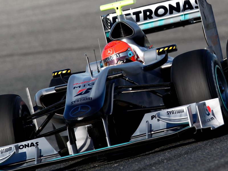 1266486575michael schumacher testva za mercedes gp