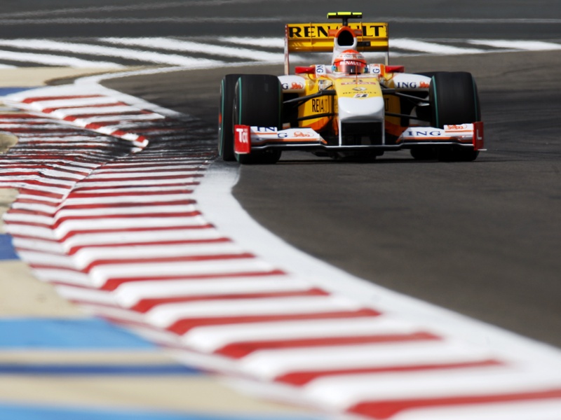 1243597933renault r29 bahrain (nelson piquet jr)