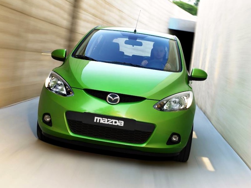 1206357869mazda2