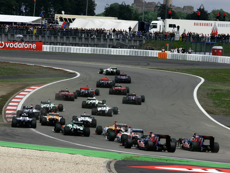 1254315071nurburgring start 2009