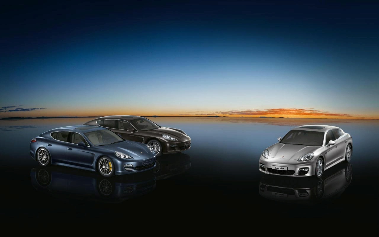 12466582832010-porsche-panamera_10