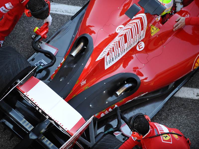 1261041984ferrari f60 winter test mugello