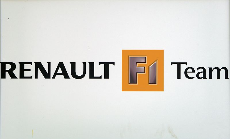 1269343695Renault_logo