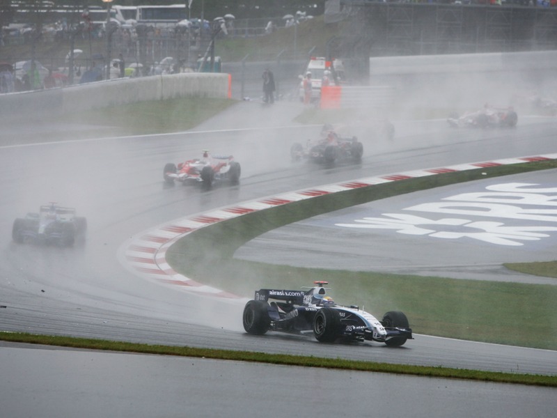 1223471785japanese grand prix wet 2007