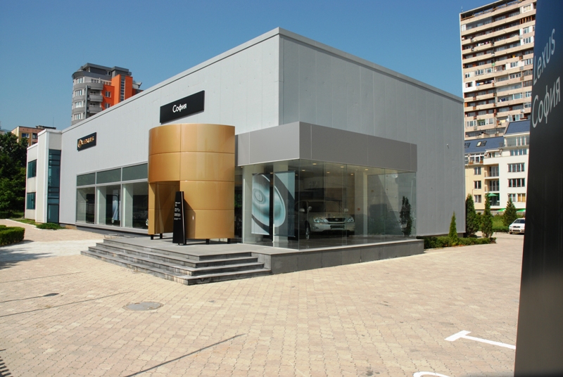 1180621567Lexus_small