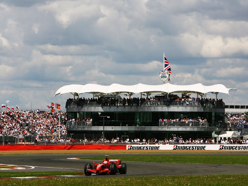 1214310354kimi raikkonen silverstone 2007