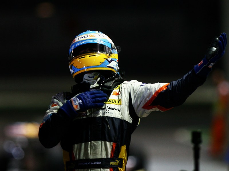 1253005028fernando alonso singapore triumph