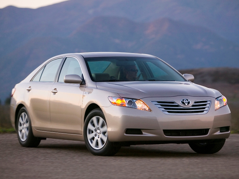1213208136112_0701_coty_02wl+2007_toyota_camry_hybrid+front_action_view