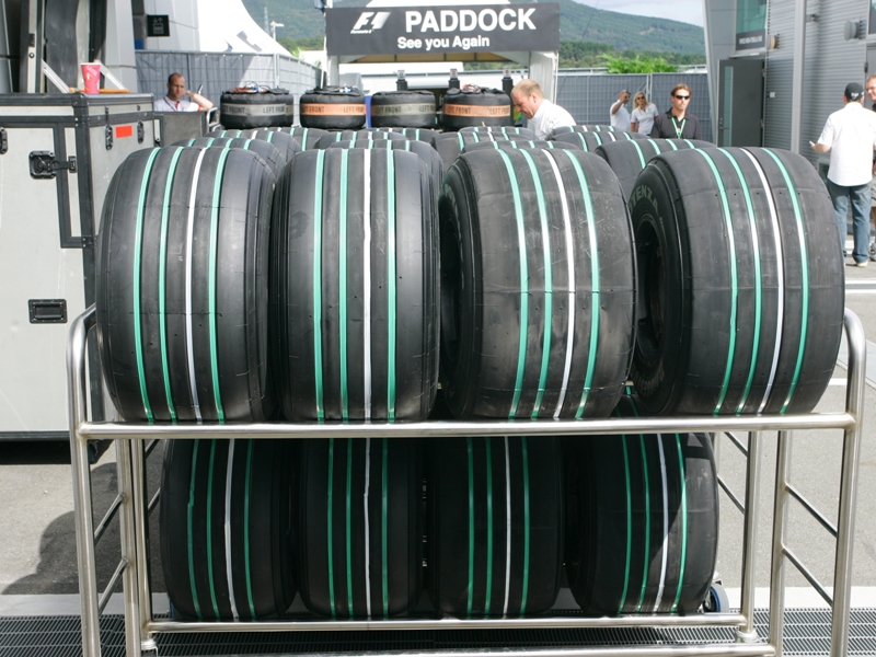 1223899216bridgestone japan sys zeleni ivici