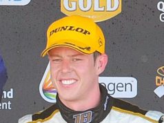 Джеймс Кортни е новият шампион в серите V8 Supercars