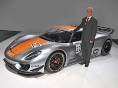 Порше 918 RSR купе дебютира на автосалона в Детройт
