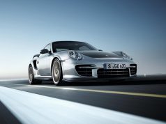 Марк Уебър и Порше 911 GT2 RS