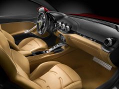 Ferrari F12 Berlinetta с дебют в Женева