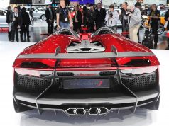 Aventador J – екстремално и безкомпромисно Lamborghini