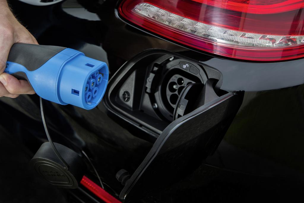 Mercedes-Benz S 500 PLUG-IN HYBRID