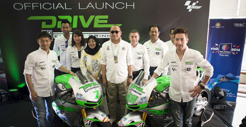 07aoyama69hayden__l180386_slideshow_169
