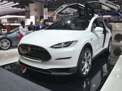 Pirelli прави гуми за новия Tesla Model X