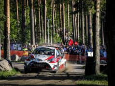 Лапи на крачка от първа победа в WRC