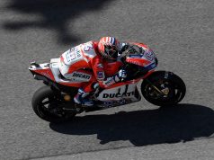 MotoGP: Довициозо първи на Сепанг, титлата ще се решава в последния кръг