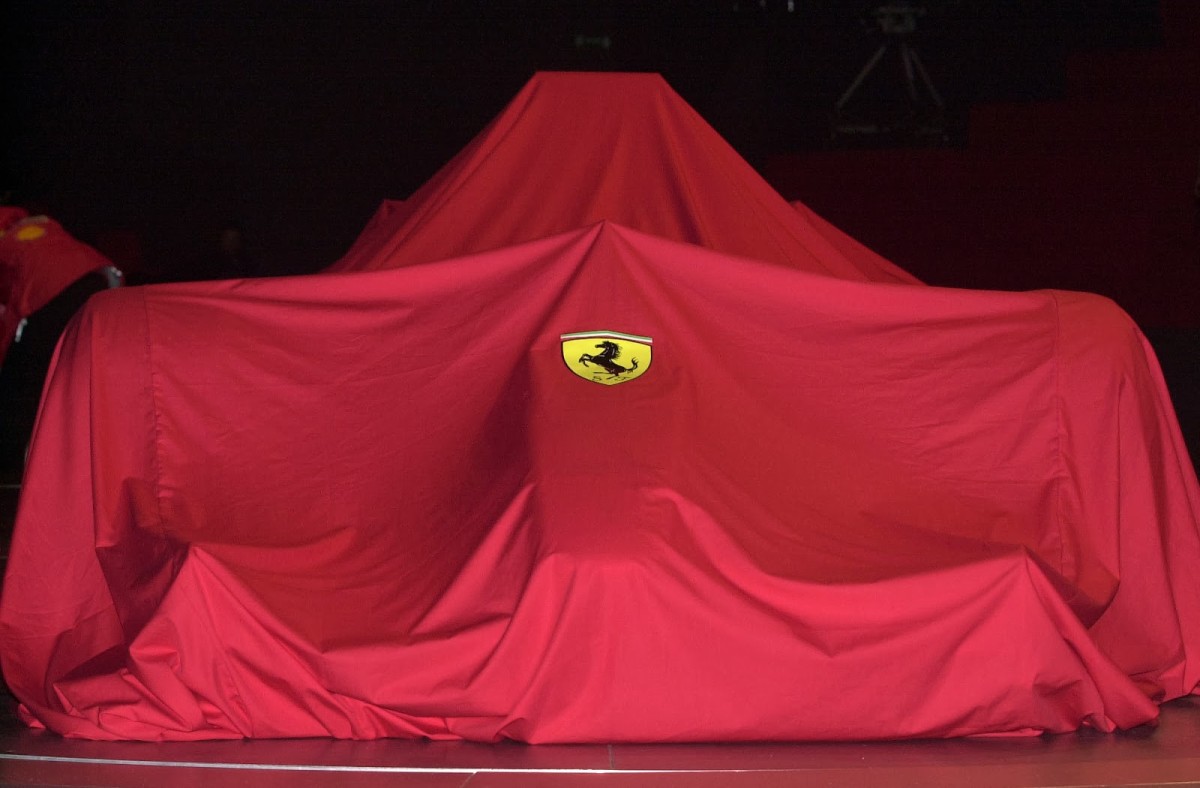 ferrari_launch