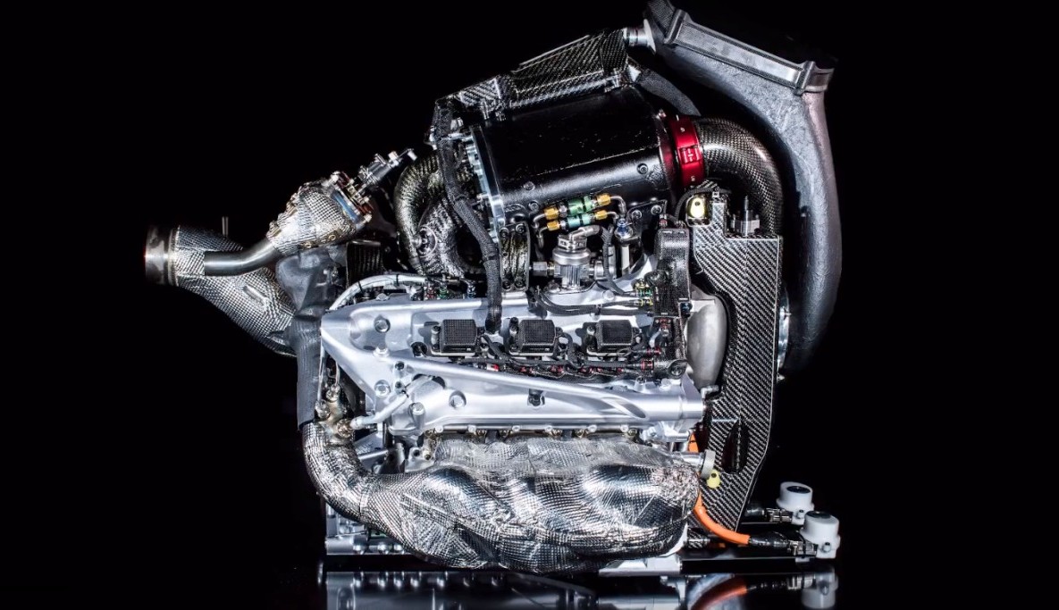 2017_honda_f1_engine_1