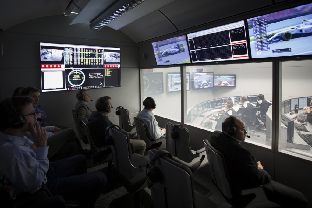 mclaren-mission-control