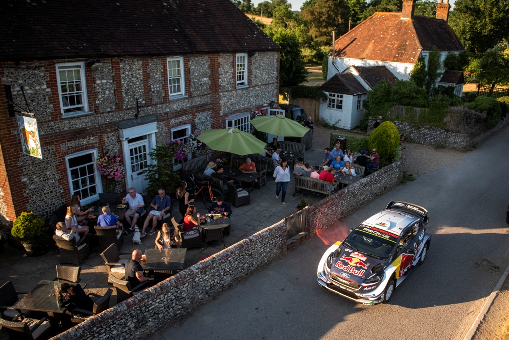 Evans goes to Goodwood the hard way News for Speed