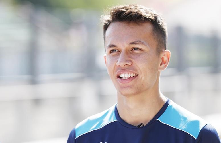 albon_toro_rosso