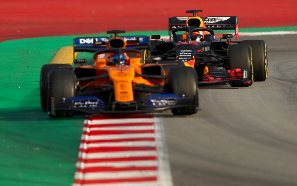 2019_test 02february 20 sainz-verstappen2 Карлос Сайнц
