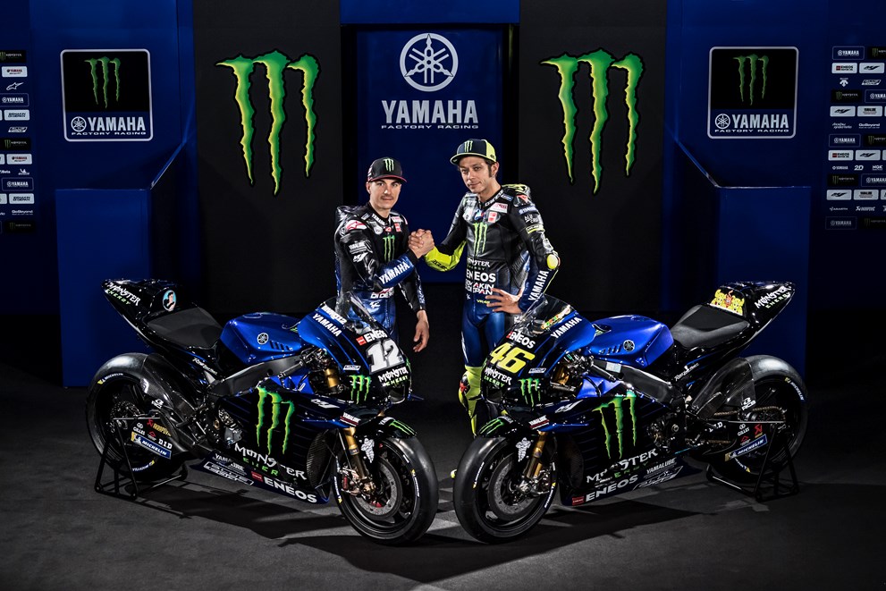 LO4D2XYMCN2ZLIPIST11 Yamaha, Маверик Винялес, Валентино Роси