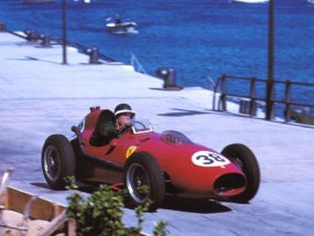 1 точка за най-бърза обиколка – нищо ново за историята на F1 Майк Хоторн