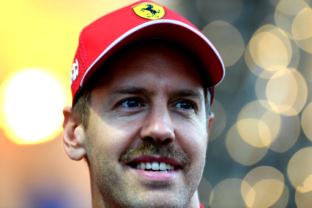 GP BAHRAIN F1/2019 Себастиан Фетел