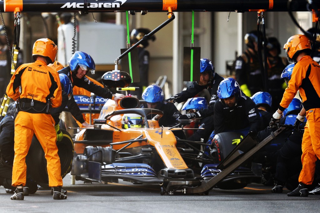 Azerbaijan Grand Prix, Lando Norris pitstop_unbranded Ландо Норис