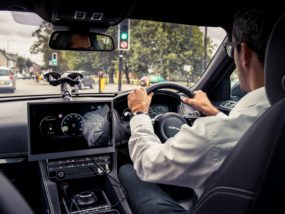 Jaguar Land Rover, интериор