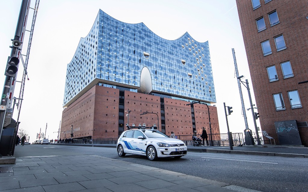 Volkswagen tests highly-automated driving in Hamburg Volkswagen e-Golf
